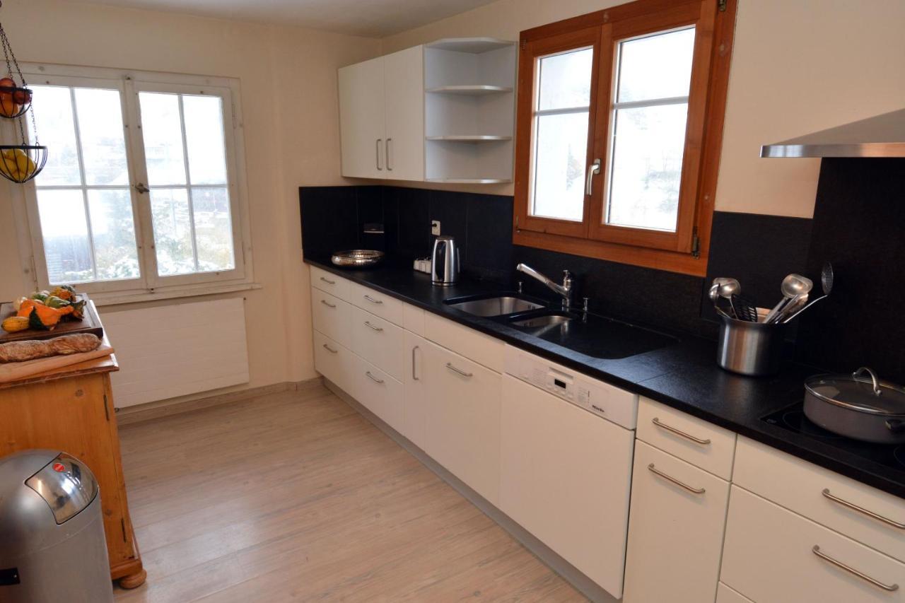 Apartament Alte Post Mit Geschichte Und Restaurant Tavanasa Zewnętrze zdjęcie